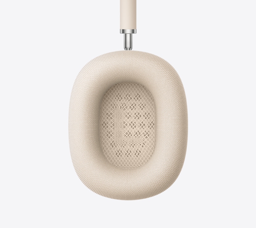 スターライトのAirPods Max 2ヘッドフォン。イヤークッションの内側が細部まで見える