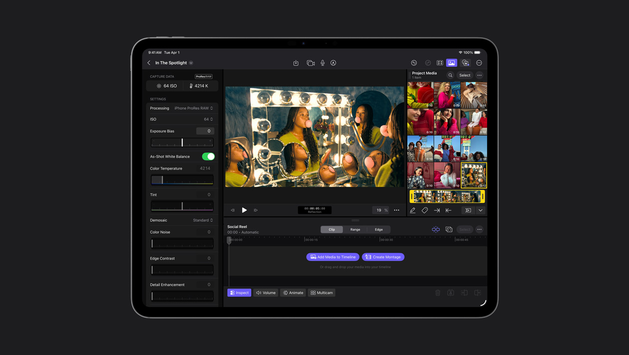 13インチiPad Proの画面に、編み込みヘアの女性が複数の鏡の前で風船ガムを膨らましている画像が表示されている。画面の右側にプロジェクトのメディア、左側に設定パネル、下部にソーシャルリールのクリップが表示されている